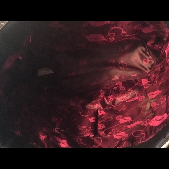 Betsy Johnson Handbag **SOLD** - Picture 3 of 4